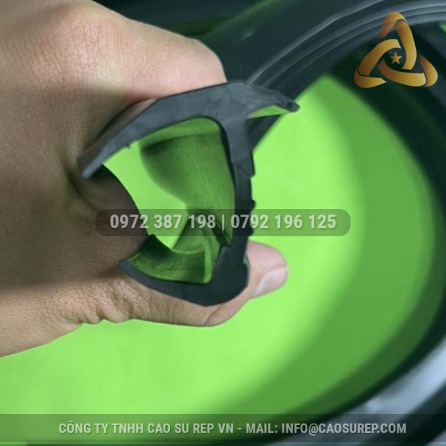 Ron cao su EPDM chữ J 44x26x5