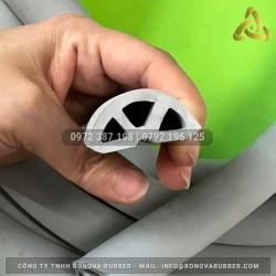 Ron cao su chữ D màu xám 30x15x3 Ron cao su chữ D màu xám 30x15x3