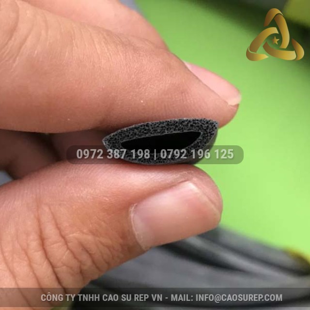 Ron cao su xốp EPDM chữ D 15x5x1.5