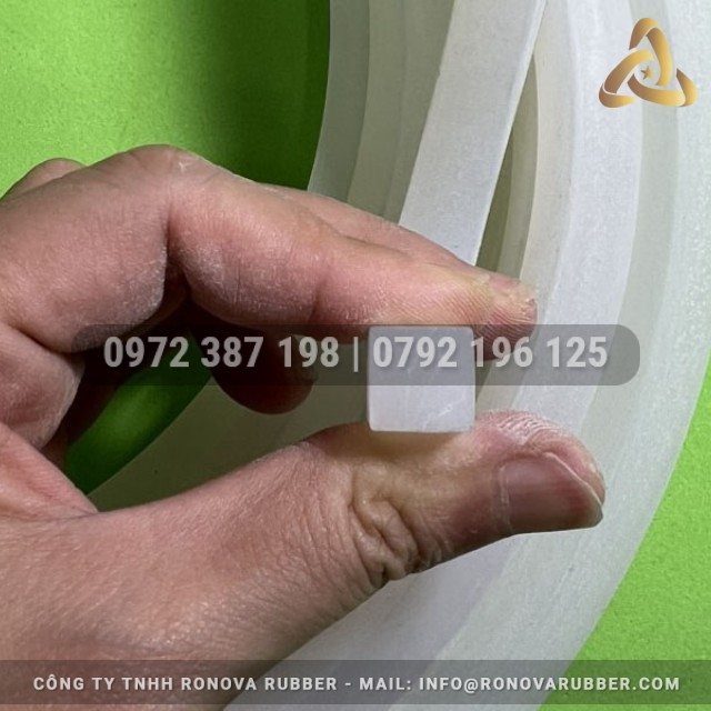 Ron silicon trắng trong HV 10x10