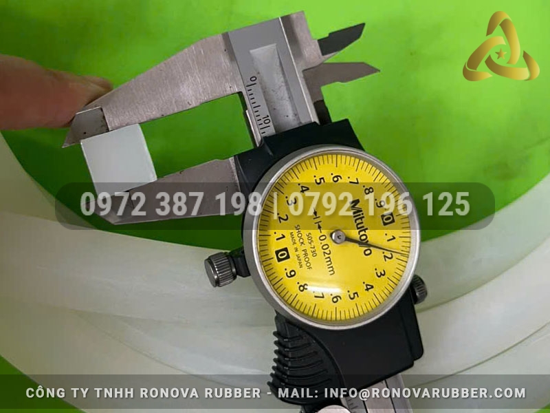 Ronova Rubber cung cấp ron silicon vuông
