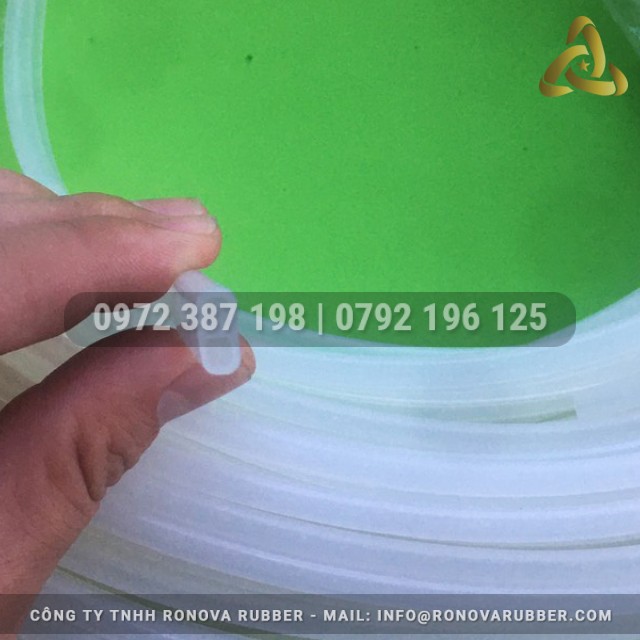 Ron silicon trắng trong 5.46x11.2x1