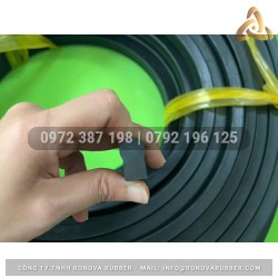 Ron cao su chữ T 11.7x 18.8x 9.1