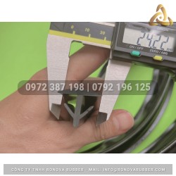 Ron cao su chu T 25x21x3