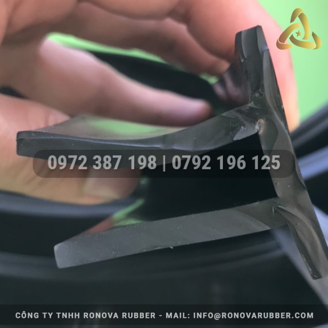 Ron cao su chữ T 38x40x4