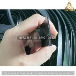Ron cao su EPDM chữ T 4.3x30x6.5 Ron cao su EPDM chữ T 4.3x30x6.5