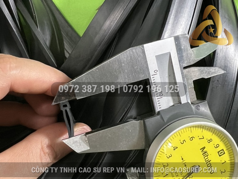 Ron cao su EPDM chữ T 4x15x1