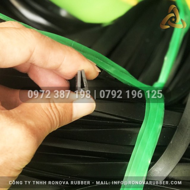 Ron cao su chữ U 5x10x2