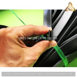 Ron cao su chữ U 7x17x3