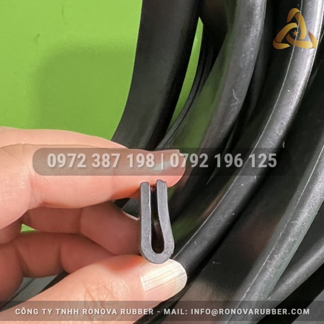 Ron cao su chữ U 8x18x3