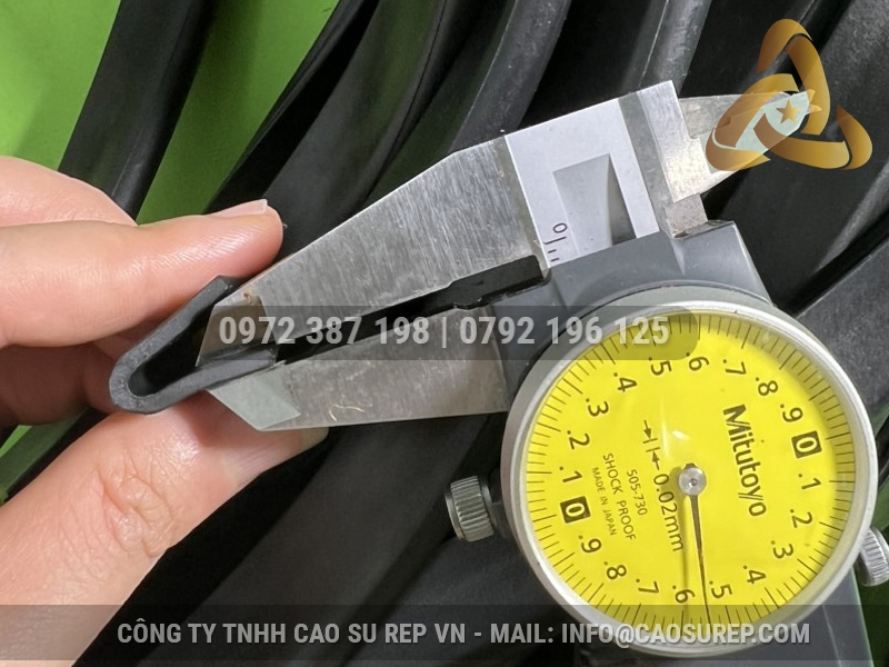 Ron cao su EPDM chữ U 8x18x3