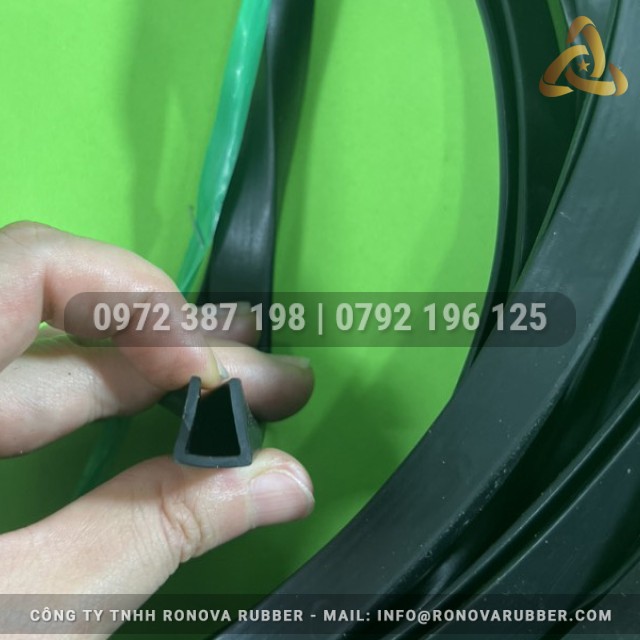 Ron cao su EPDM chữ U 11x12x1.5