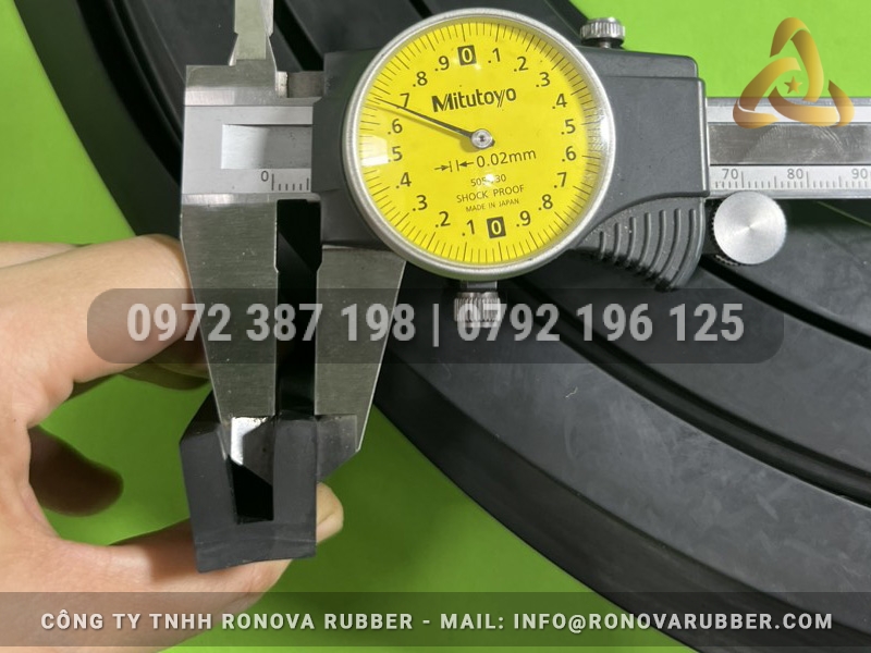 Hình ảnh chi tiết ron EPDM chữ U