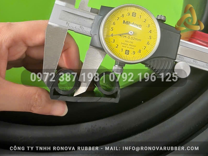Ron cao su EPDM chữ U 44x21x2