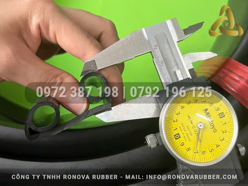 Ron cao su chống nước