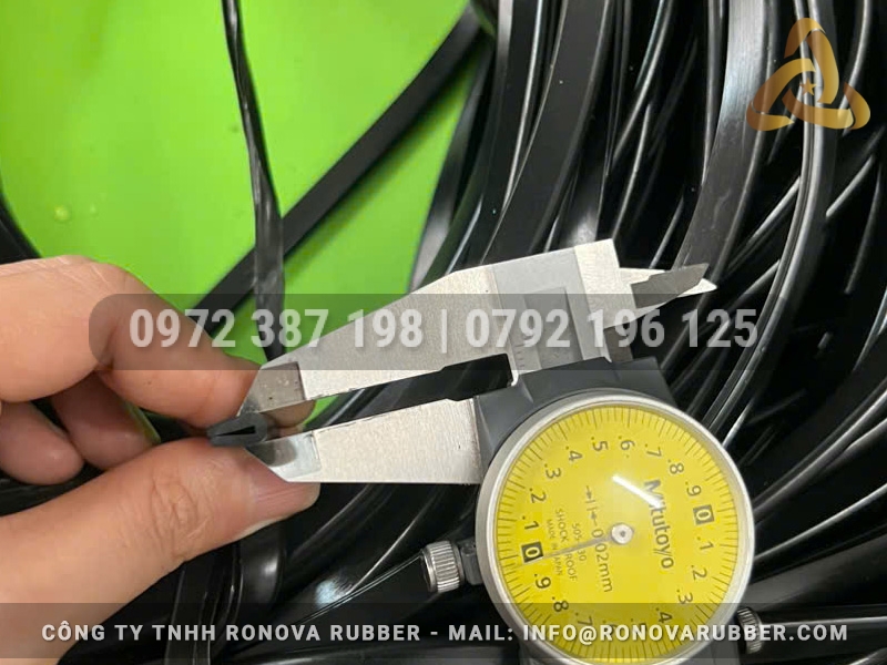 Ron cao su EPDM chữ U