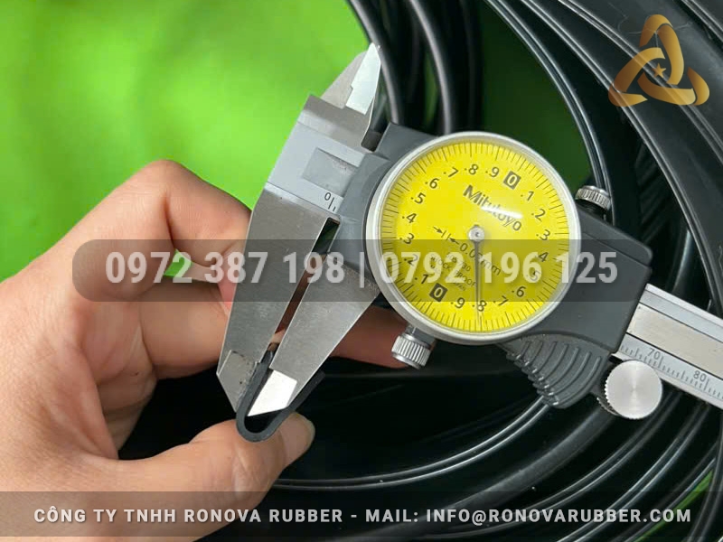 Ron cao su EPDM chữ U 6x17x1