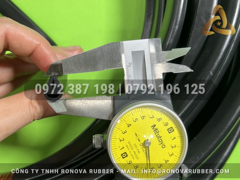 Ron cao su EPDM chữ U