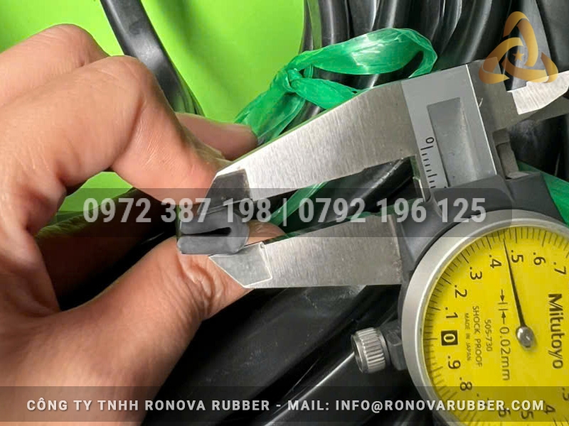 Ron cao su EPDM chữ U 8x12x3 - hình 2