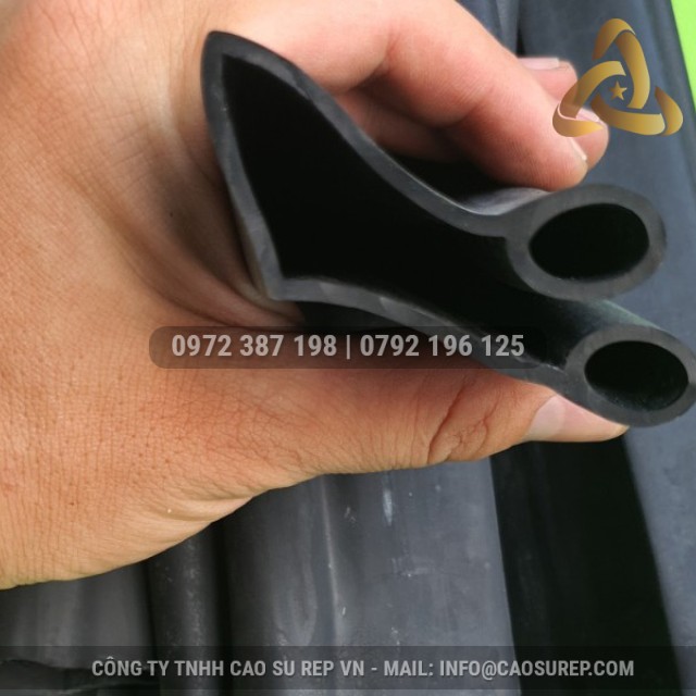 Ron cao su EPDM đen 30x50x26