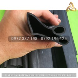 Ron cao su EPDM đen 30x50x26