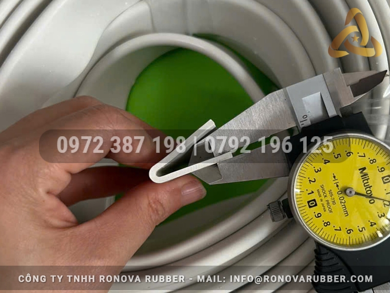 Sản phẩm Ron cao su EPDM trắng dạng chữ U