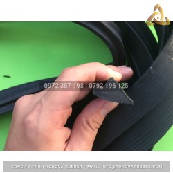 Ron cao su ống cống TG 14x25 D2400