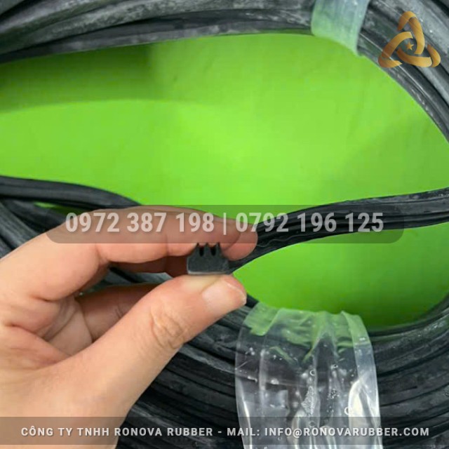 Ron cao su xốp EPDM 9.5x8x4