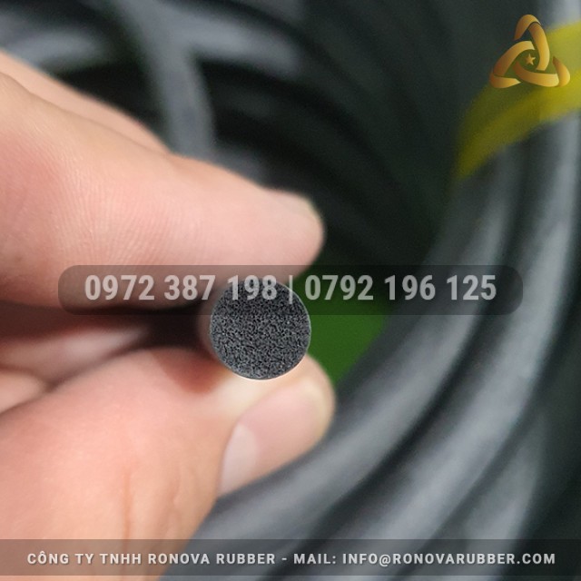 Ron cao su xốp EPDM phi 8