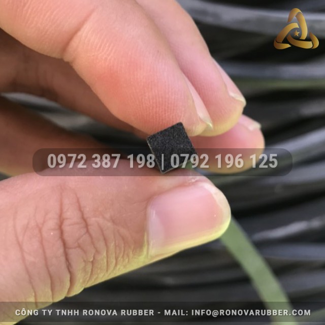 Ron cao su xốp EPDM vuông 5x5