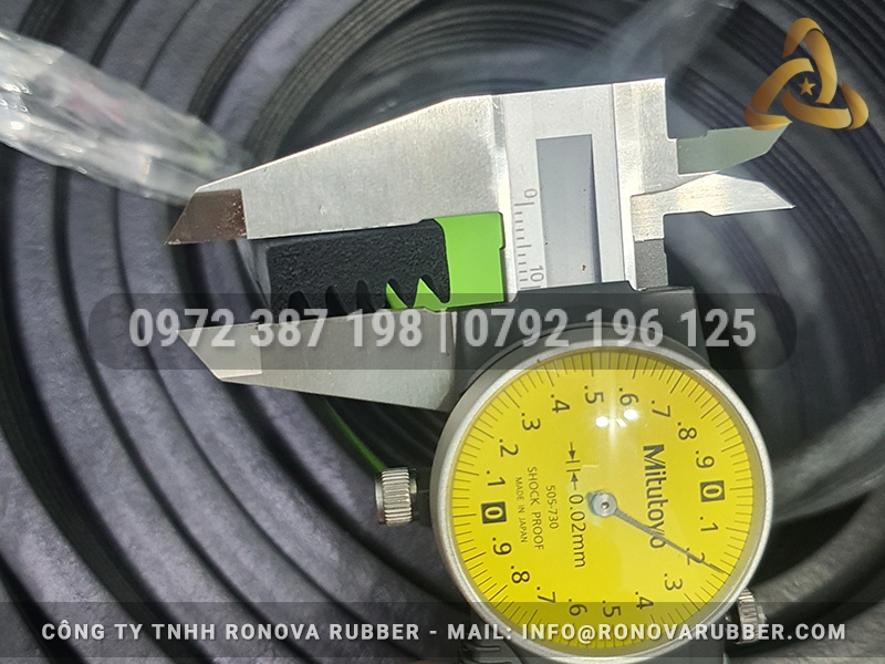 Ron xốp EPDM CN 20x10.5x4