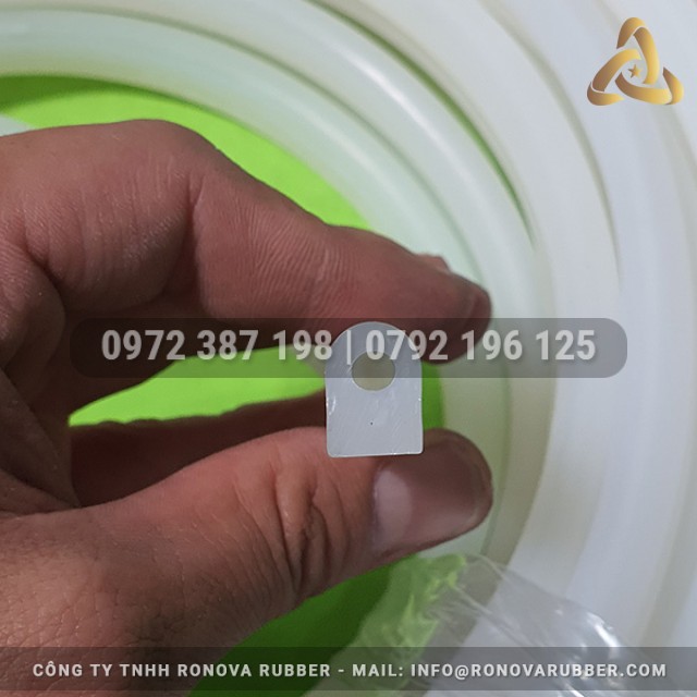 Ron silicon chữ D 9.8x13.7x4