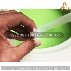 Ron silicon trắng chữ D 20x7x2