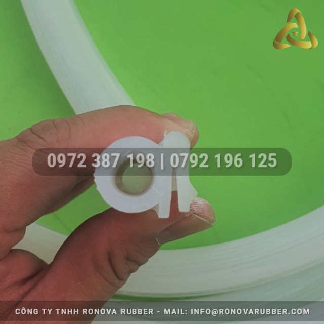 Ron silicon chữ E 19.5x20.5