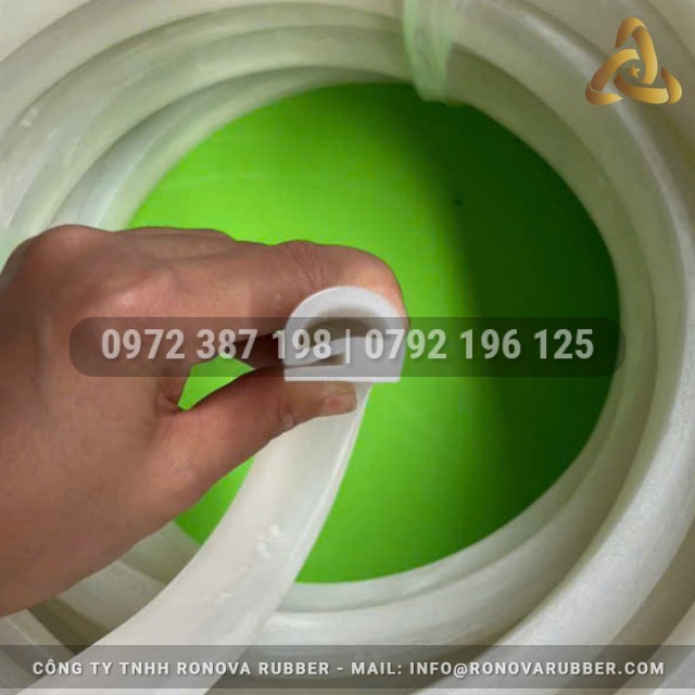 Ron silicon chữ E 22x17