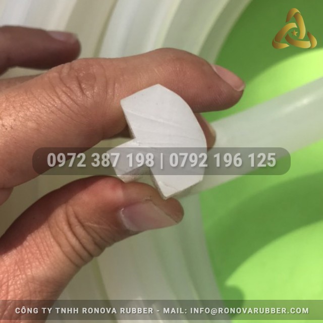 Ron silicon chữ T 20x18x5