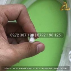 Ron silicon trắng chữ T 5x8x2.9