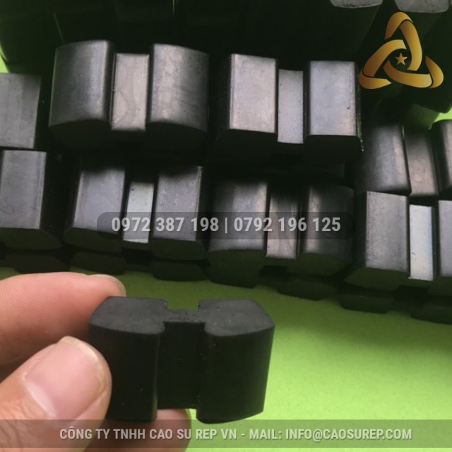 Cục cao su 15x16x30 Cục cao su 15x16x30
